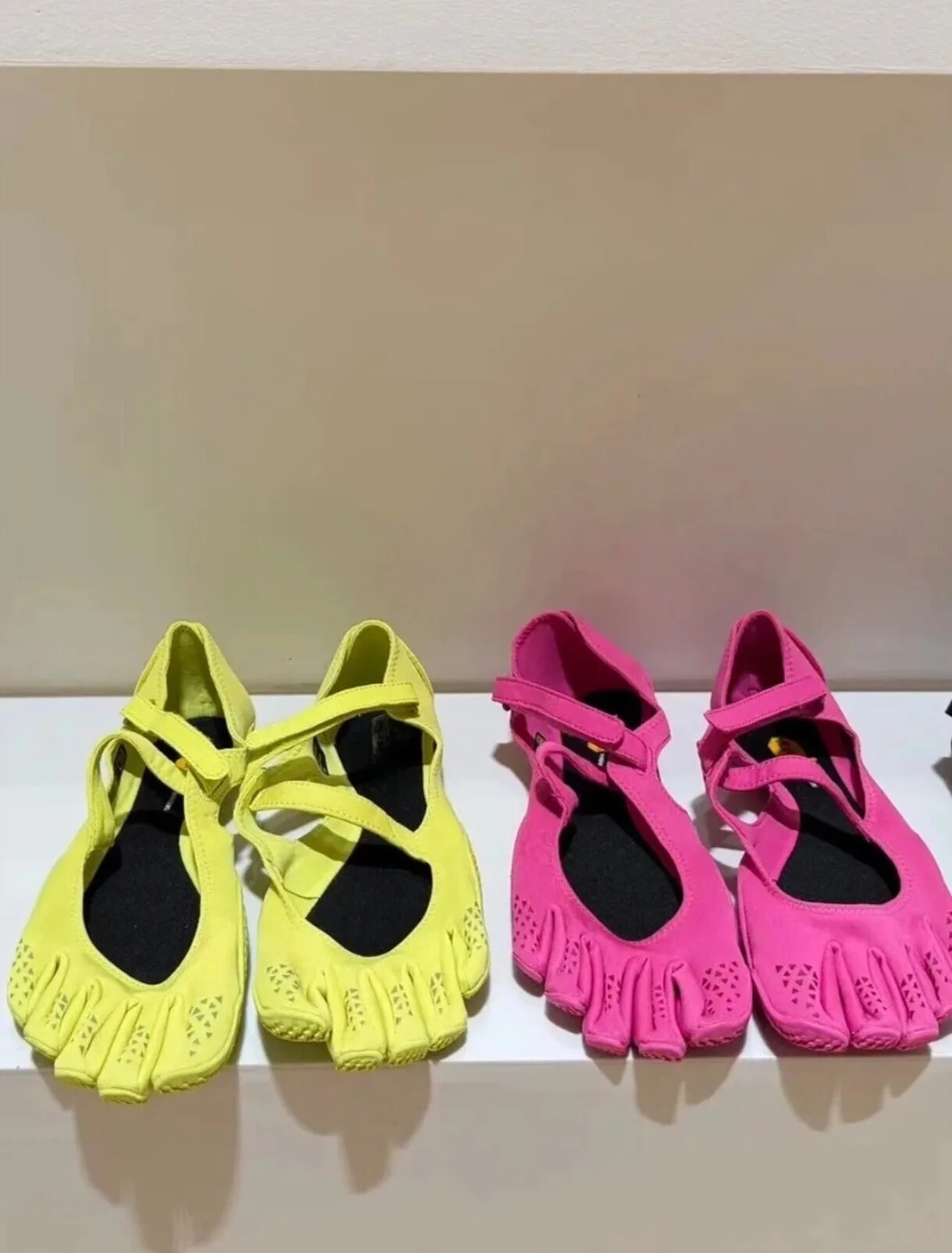 Original Five Fingers Women's  - Sneaker Box review and price